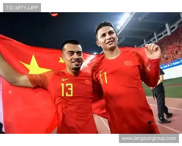 国足备战世界杯预选赛新名单出炉球迷期待新突破主帅强调攻防平衡目标冲击出线